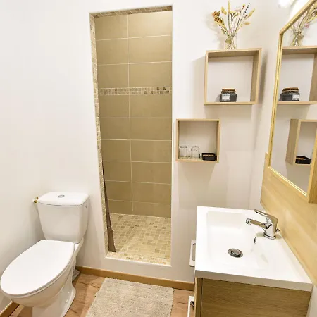 Restaure 6 Pers. Au Bord De La Riviere, Proche Centre, Parking Et Wifi - Fr-1-410-380 *