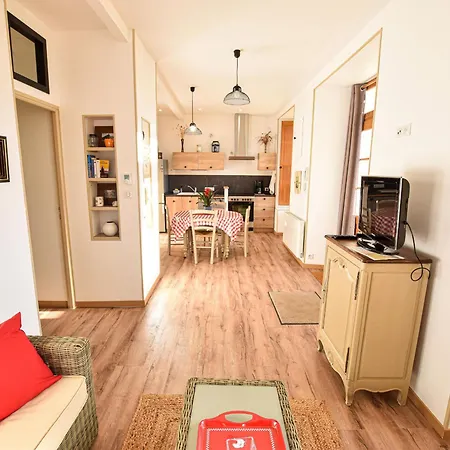 Restaure 6 Pers. Au Bord De La Riviere, Proche Centre, Parking Et Wifi - Fr-1-410-380 *