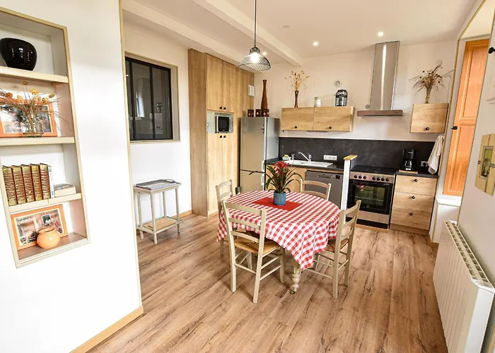 Casa vacanze Restauré 6 Pers. Au Bord De La Rivière, Proche Centre, Parking Et Wifi - Fr-1-410-380 Sablé-sur-Sarthe